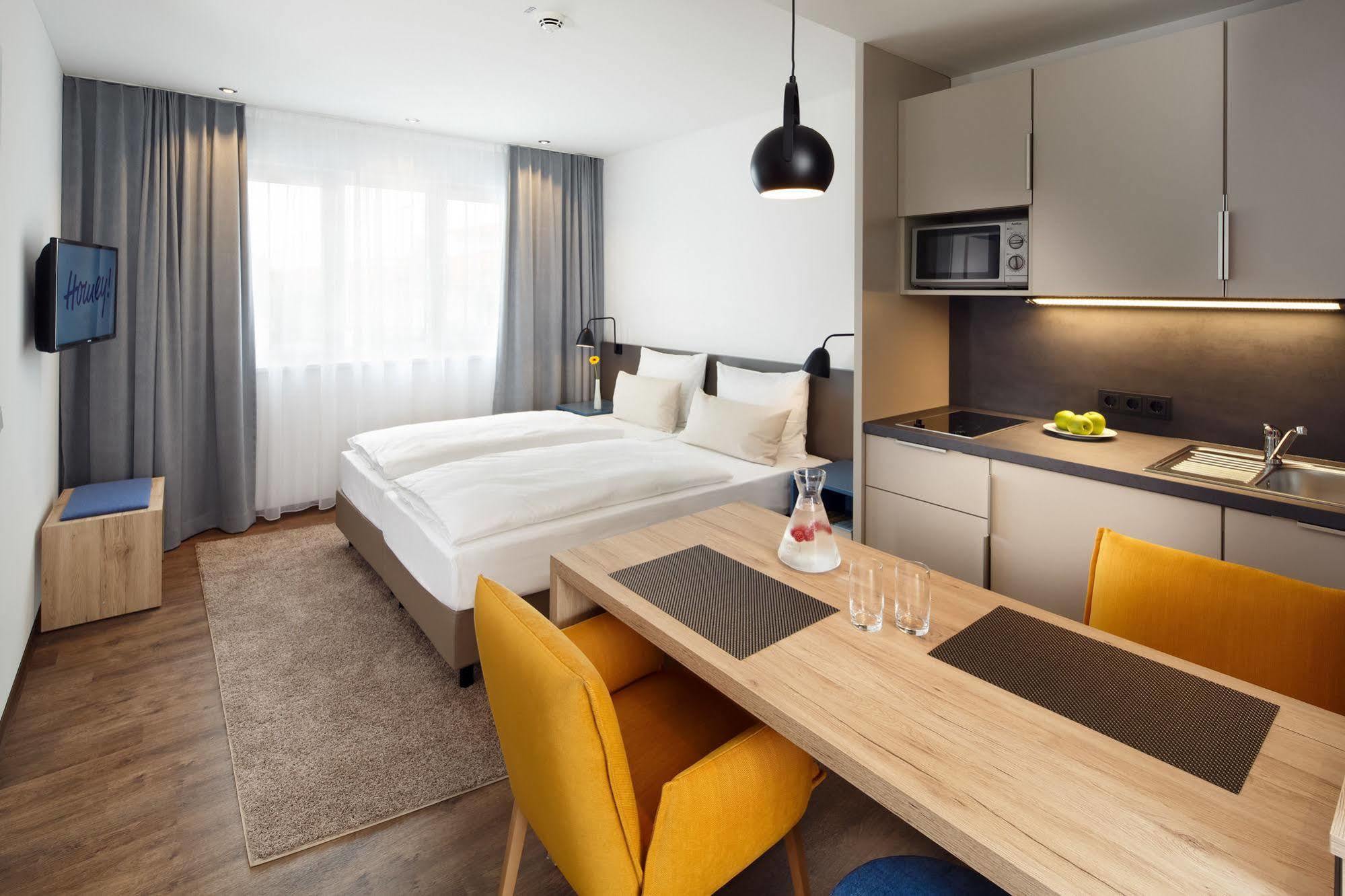 Homey! Hotel Ratisbonne Extérieur photo